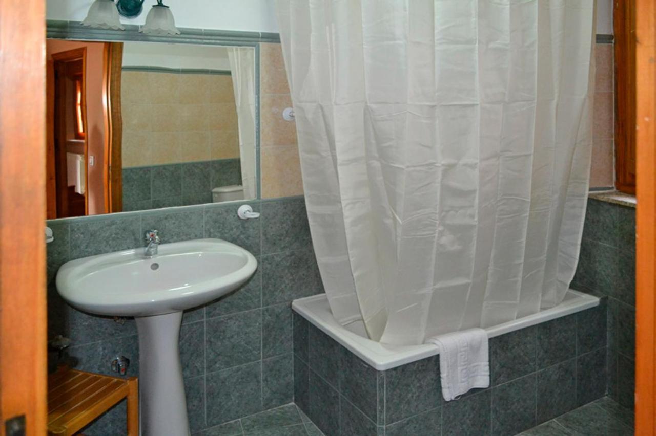 Hotel Rural La Casa De Irene Lubián Zewnętrze zdjęcie