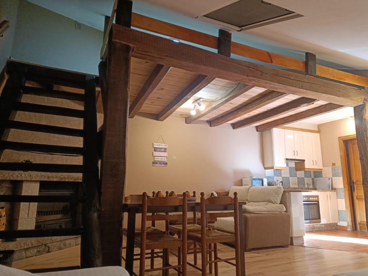 Hotel Rural La Casa De Irene Lubián Zewnętrze zdjęcie