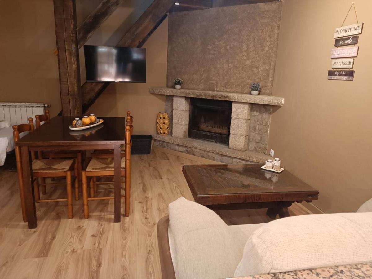 Hotel Rural La Casa De Irene Lubián Zewnętrze zdjęcie